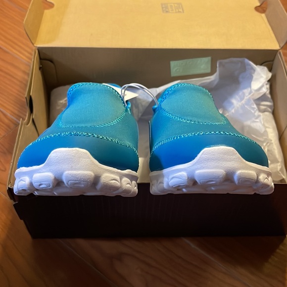 Sport by Skechers ~ Size 20 - Picture 9 of 12